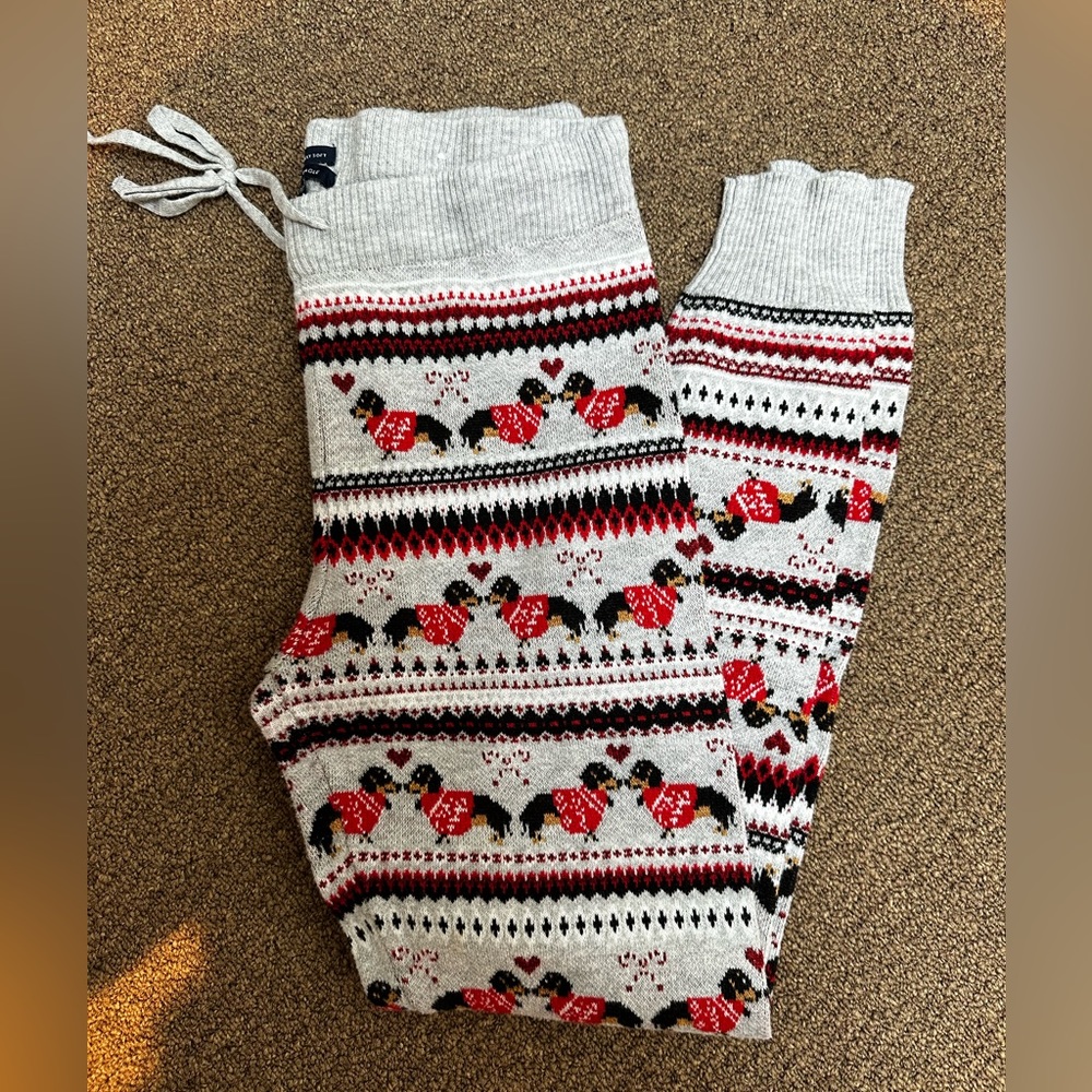 American Eagle dachshund sweater pant M
